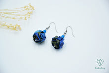 Charger l'image dans la galerie, Boucles d'oreilles argentées en origami en forme de sphère
