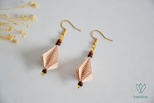 Charger l'image dans la galerie, Boucles d'oreilles dorées en origami en forme de diamant