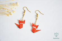 Charger l'image dans la galerie, Boucles d'oreilles dorées en origami en forme de chat