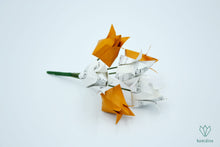 Charger l'image dans la galerie, Bouquet de tulipes en papier origami et papier recyclé