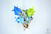 Charger l'image dans la galerie, Bouquet de tulipes en papier origami et papier recyclé