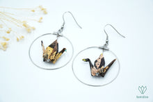 Charger l'image dans la galerie, Créoles argentées en origami en forme de grue