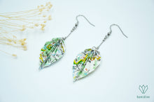 Charger l'image dans la galerie, Boucles d'oreilles argentées en origami en forme de feuille