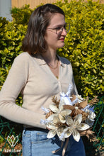 Charger l'image dans la galerie, Bouquet de fleurs en papier recyclé et papier origami