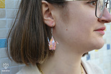 Charger l'image dans la galerie, Boucles d'oreilles argentées en origami en forme de grue