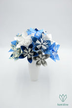 Charger l&#39;image dans la galerie, Bouquet de fleurs en papier origami aux couleurs marines

