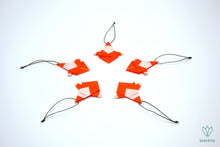 Charger l'image dans la galerie, Lot de 5 Pères Noël orange en papier origami