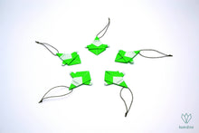 Charger l'image dans la galerie, Lot de 5 Pères Noël vert clair en papier origami