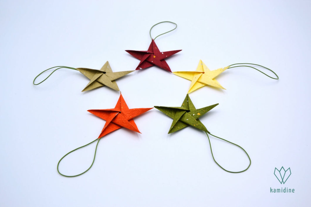 5 étoiles de Noël en papier origami