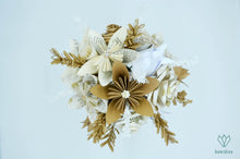 Charger l&#39;image dans la galerie, Bouquet de fleurs en papier recyclé et papier origami
