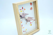 Charger l&#39;image dans la galerie, Cadre avec deux moineaux sur une branche en papier origami
