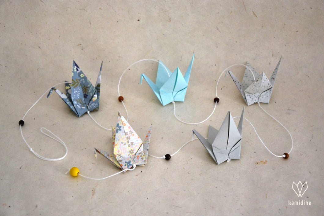Guirlande de 5 grues aux couleurs pastels en papier origami