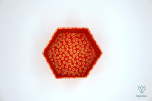 Charger l&#39;image dans la galerie, pot à crayons en papier japonais rouge et dorée
