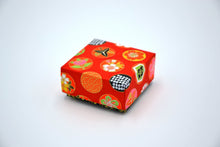 Charger l&#39;image dans la galerie, Petite boîte en papier origami
