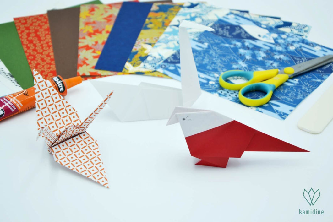 Une grue, un cygne et un moineau en origami